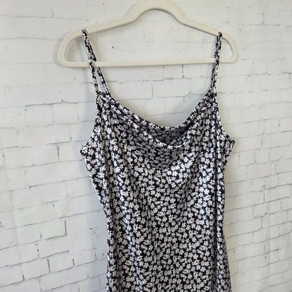 Bebe Black White Ditzy Floral Midi Slip Dress Size L Stretch Satin NEW Cowl Neck - Picture 3 of 10